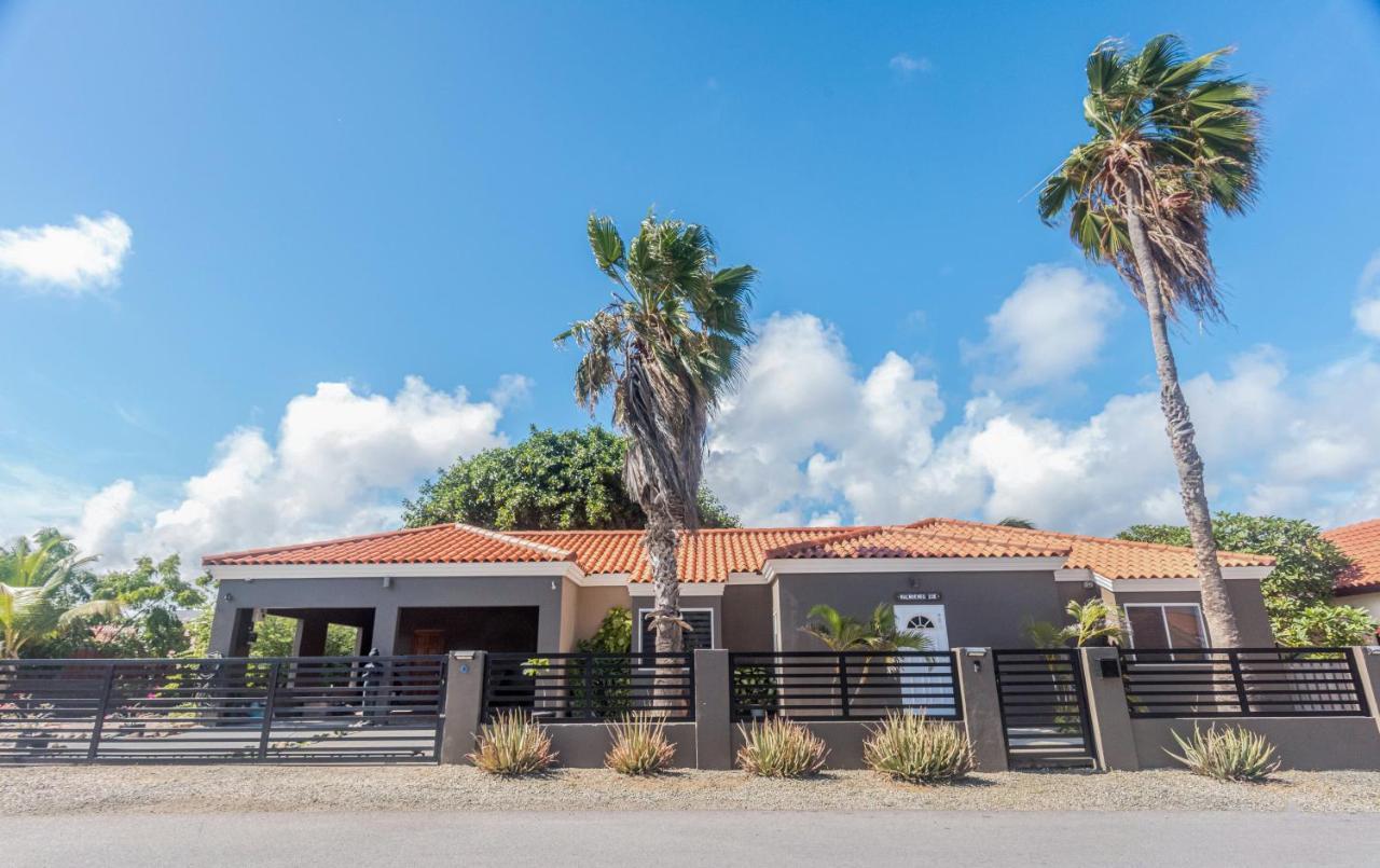 Lama Y Solo Unique Private Room Walking Distance To The Beach شاطئ بالم المظهر الخارجي الصورة