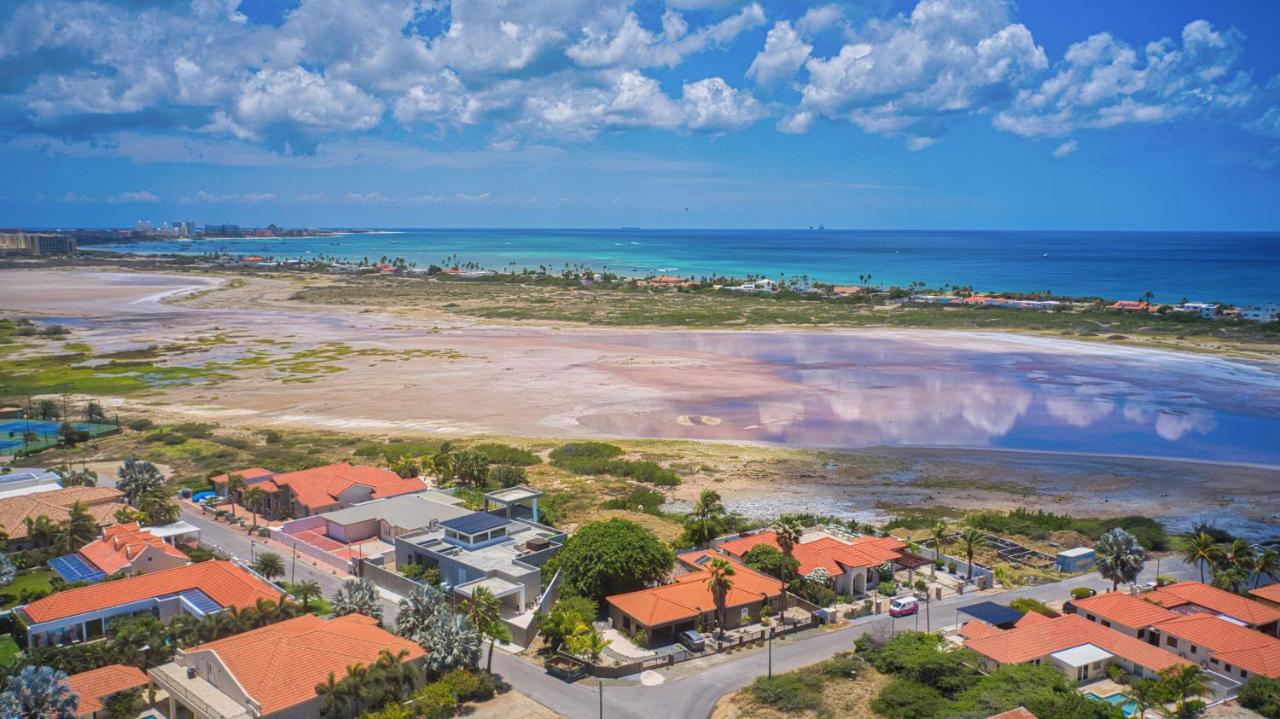 Lama Y Solo Unique Private Room Walking Distance To The Beach شاطئ بالم المظهر الخارجي الصورة