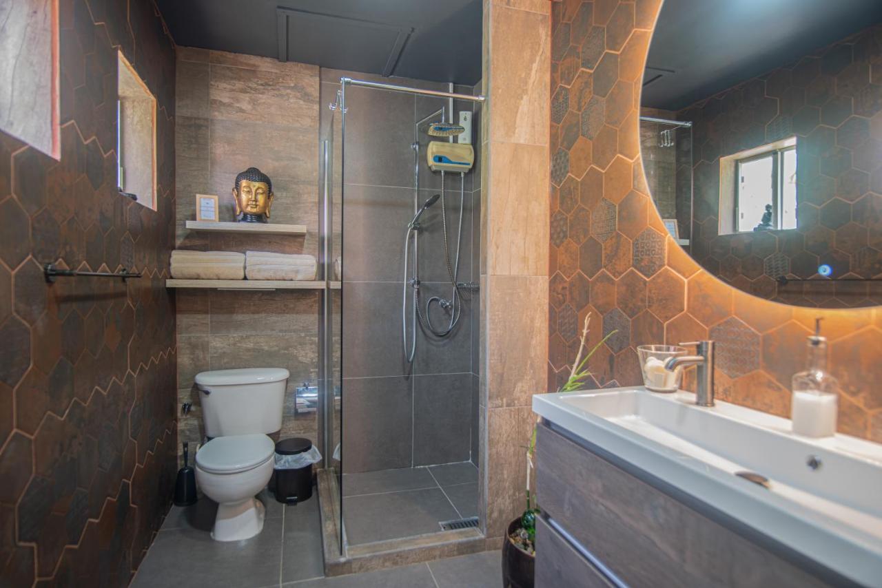 Lama Y Solo Unique Private Room Walking Distance To The Beach شاطئ بالم المظهر الخارجي الصورة
